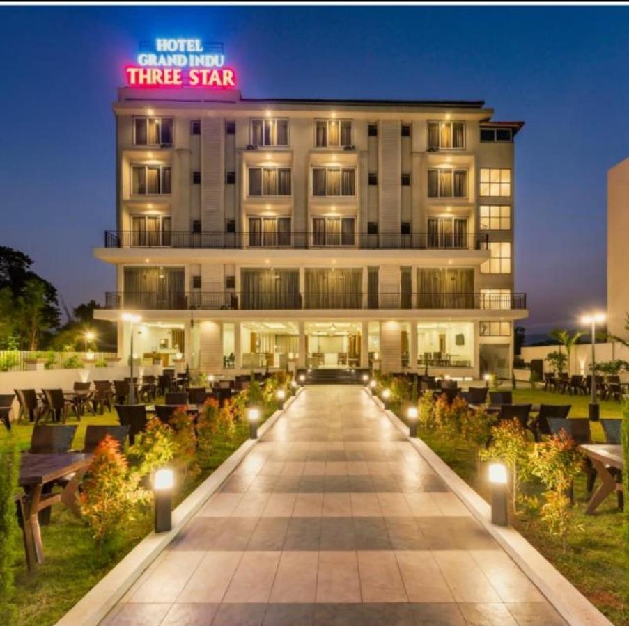Hotel Grand Indu, 3 Star โกลฮาปูร์ ภายนอก รูปภาพ
